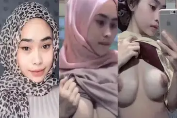Bokep Jilbab Pink Cantik Pamer Tubuh Mulus poster